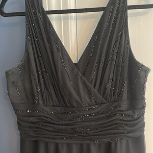 JS Boutique Woman size 16W black sequin Elegant Sleeveless Dress flattering